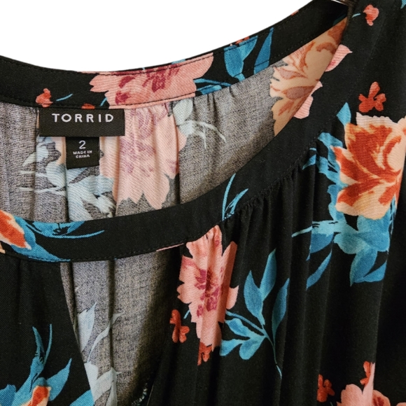 Torrid Mini Stretch Challis A-line Dress size 2 - Picture 3 of 6